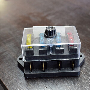 Cutie sigurante plate 4 cai