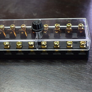 Cutie sigurante cilindrice 8 cai