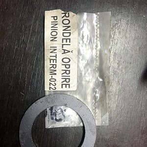 Rondela oprire pinion intermediar U650